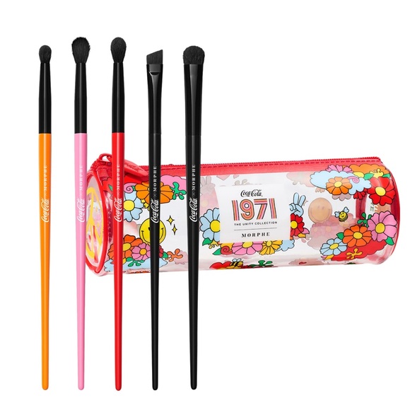 Morphe Makeup Morphe X Cocacola Sweep The Peace 5piece Brush Set
